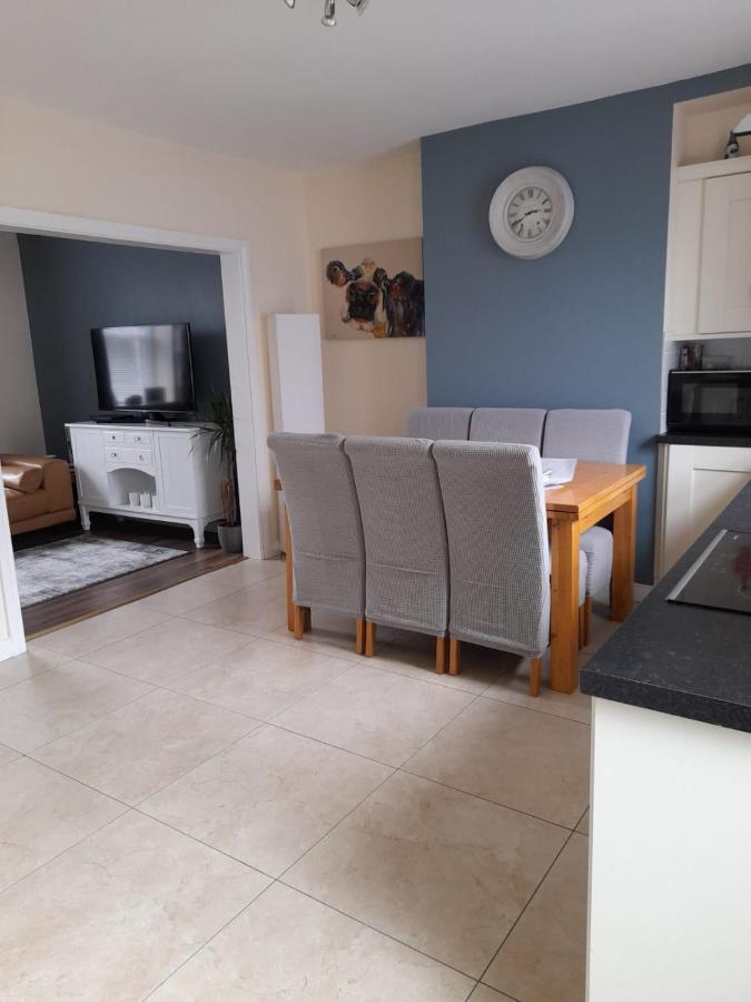Apartamento College Square, Terrace House Bessbrook Exterior foto